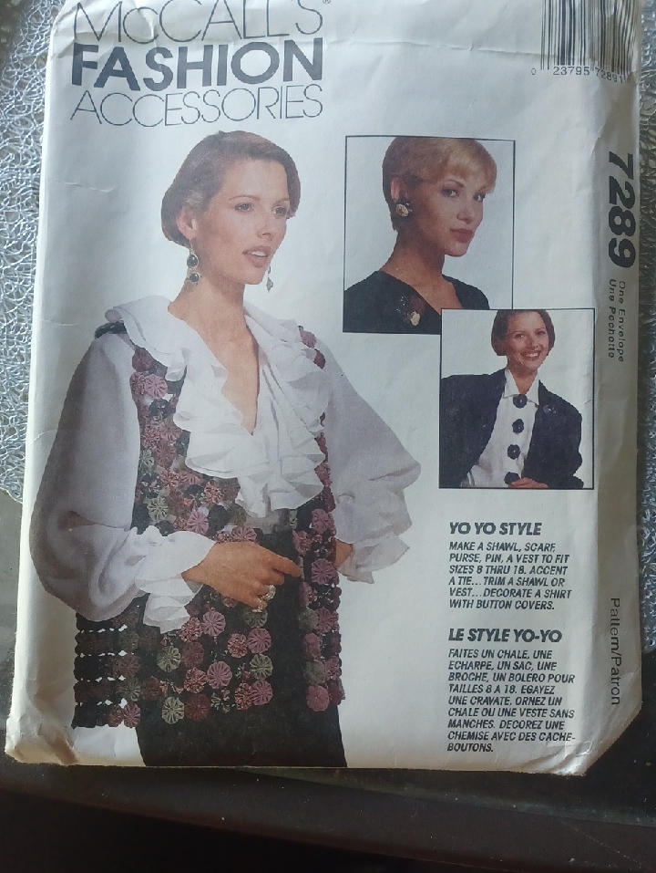 Mccall's Fashion Accessories Made Of Yoyo's. Multiple Items.
